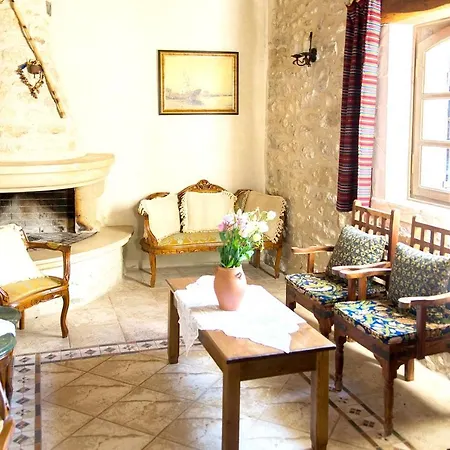 3 Bedrooms With Private Pool Furnished Terrace And Wifi At 2 Km Away From The Beach Ρέθυμνο
