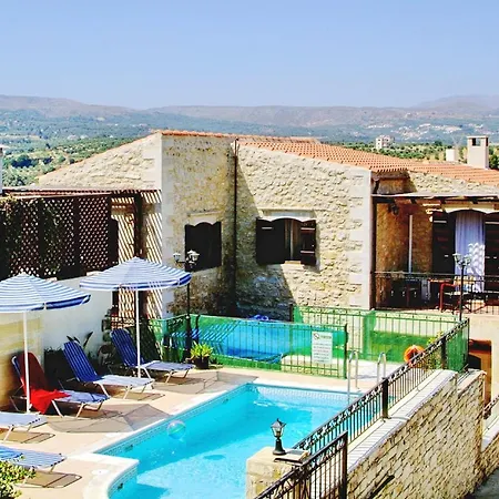 3 Bedrooms With Private Pool Furnished Terrace And Wifi At 2 Km Away From The Beach