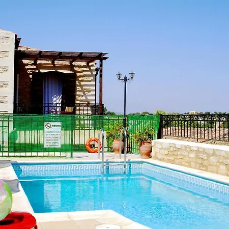 فيلة 3 Bedrooms With Private Pool Furnished Terrace And Wifi At 2 Km Away From The Beach ريثيمنو